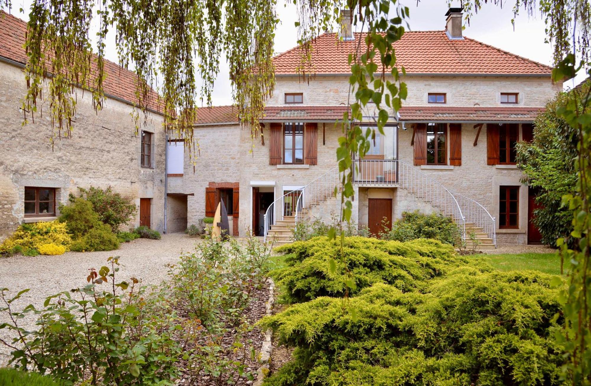 Le Concept-Studio Perrigny-sur-Armançon Екстериор снимка